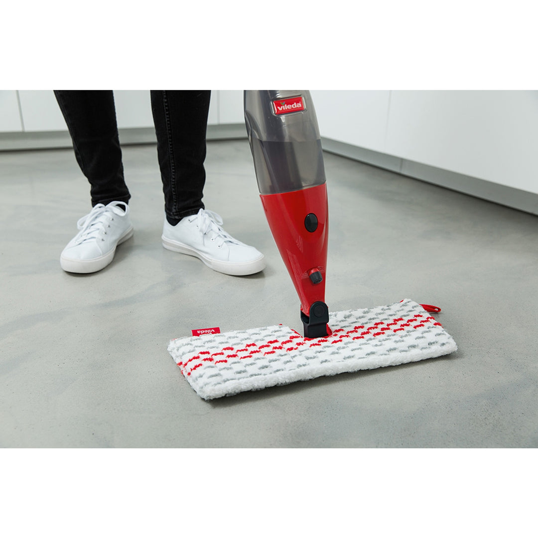Rengöringssystem med mikrofiber, med integrerad spruta, XL 750 ml kapacitet Vileda Spray & Clean
