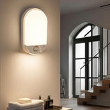 MCE340 LED-lampa med infraröd rörelsesensor - 1100lm 15W IP54, naturligt ljus (4000K)
