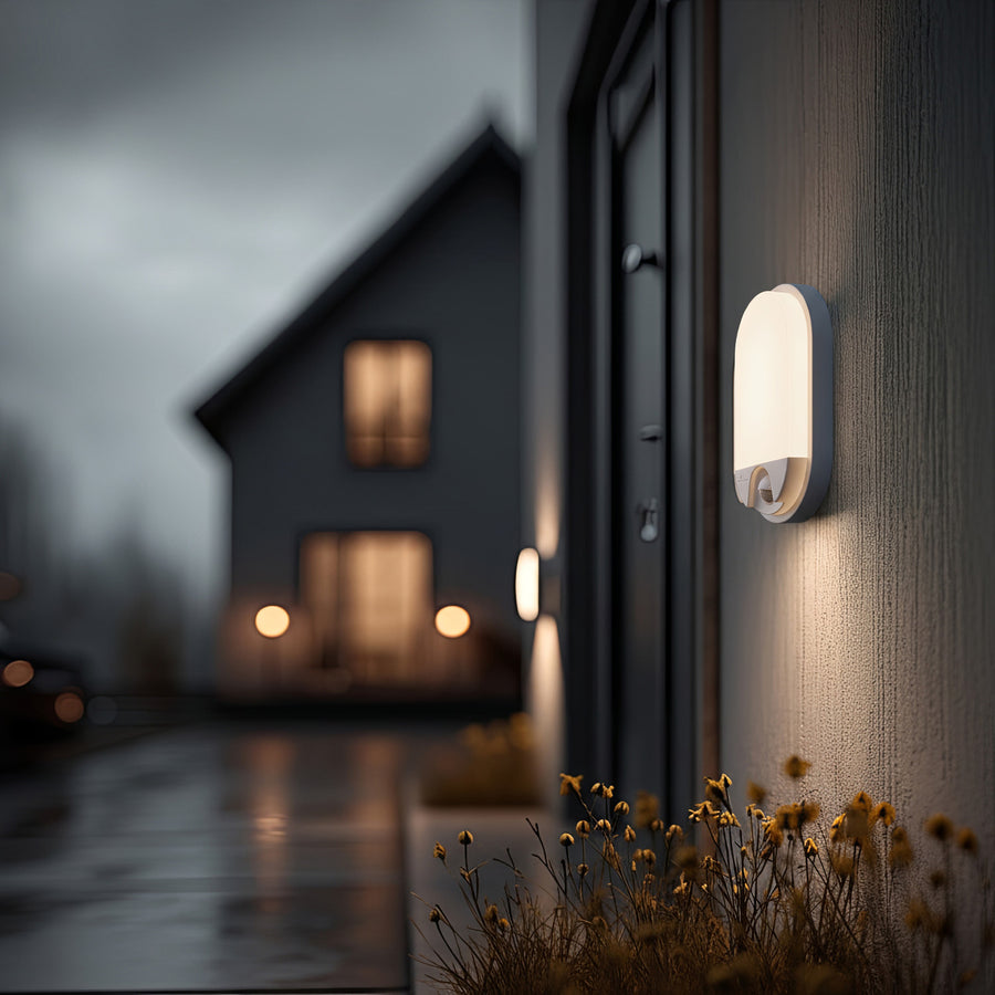 MCE340 LED-lampa med infraröd rörelsesensor - 1100lm 15W IP54, naturligt ljus (4000K)
