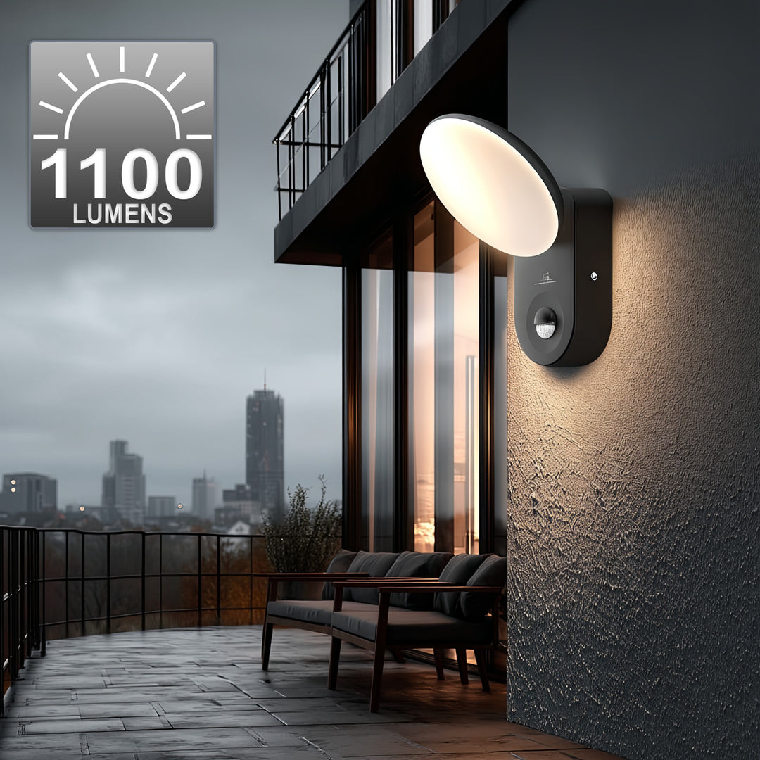 Väggmonterad LED-lampa med PIR-sensor Maclean Energy MCE367 - PC+ALU, 15W (1100lm) Neutralvit 4000K IP65 grå