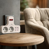 Maclean Power Socket, fyrdubbelt med av/på-knapp, stabiliseringsfot, Schuko typ, 2x2.5A, 2x16A, MCE224