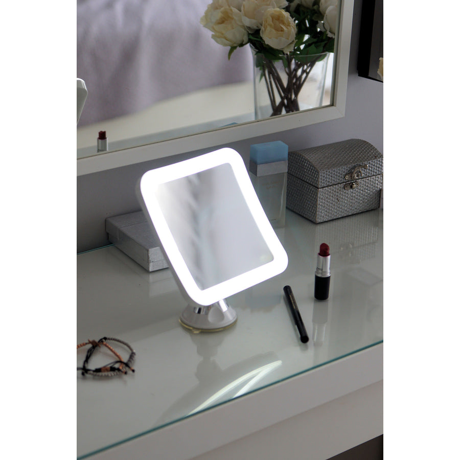 Badrumsspegel, vridbar med LED-belysning CR 2169