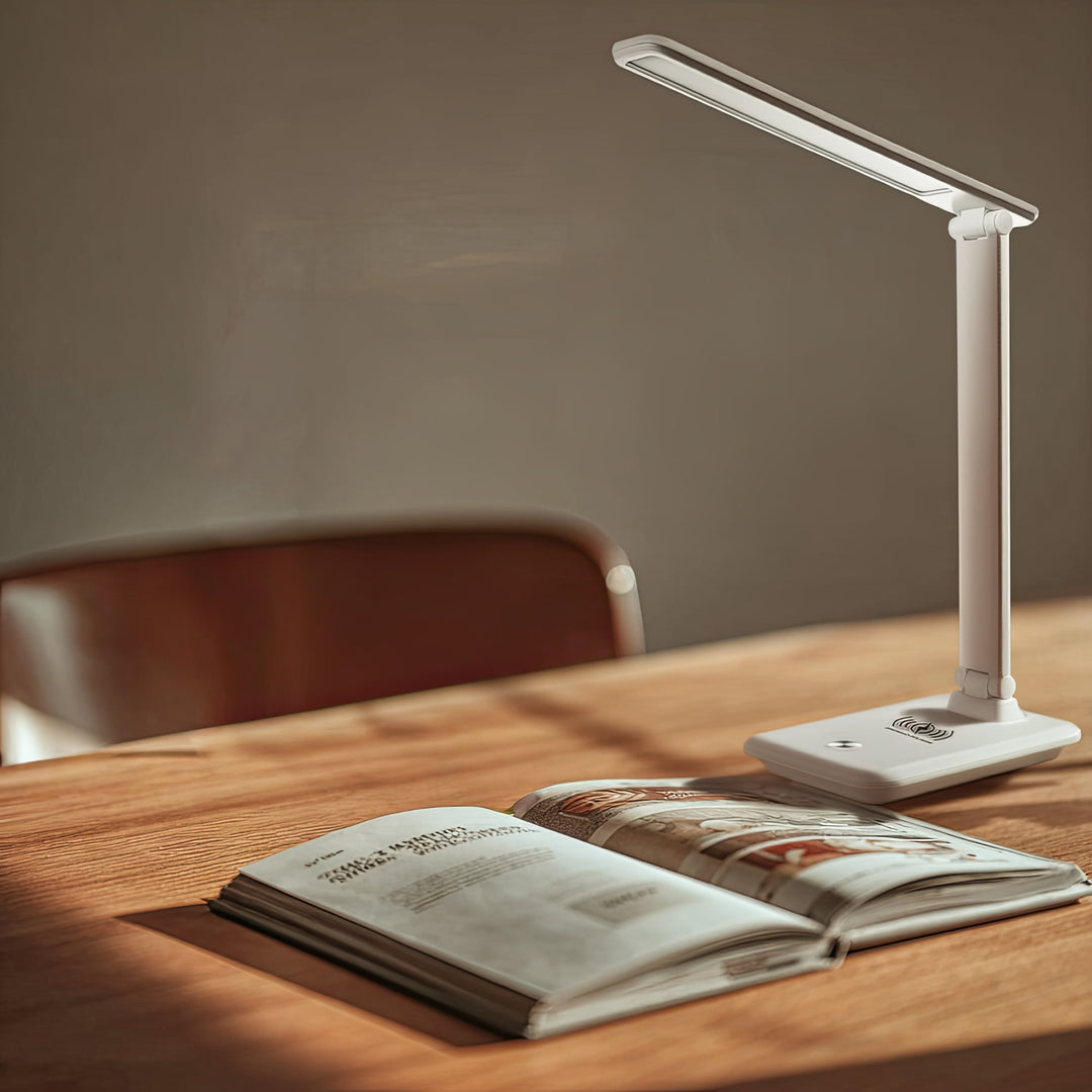 Maclean MCE616 W Dimbar LED Skrivbordslampa 9W Med Induktion Qi-Laddare