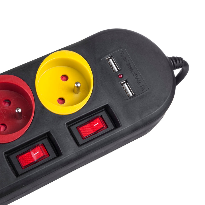Maclean grenuttag, förlängningskabel 4 uttag + 2xUSB, med brytare, 250VAC/10A, 2,1A 5V, 1,5m, vit, MCE229B + USB-kabel MCE471