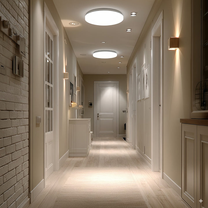 Maclean MCE347 LED sensor ceiling lamp. With a 5.8GHz microwave sensor, it emits a 4000K light with 12W power and 950lm brightness. Rated IP44, it ensures durability and reliability in various settings.