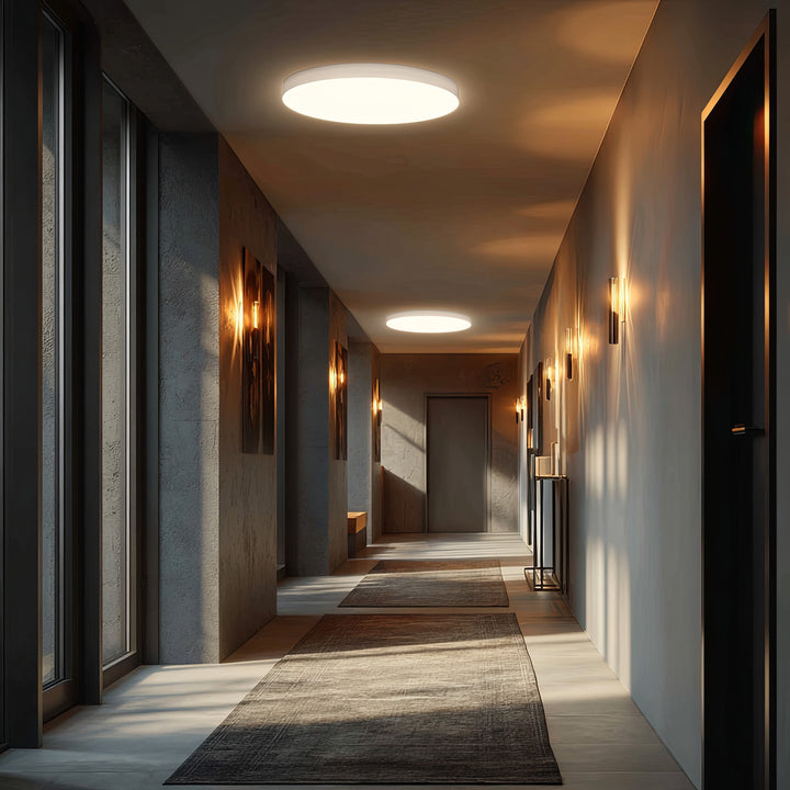 Maclean MCE347 LED sensor ceiling lamp. With a 5.8GHz microwave sensor, it emits a 4000K light with 12W power and 950lm brightness. Rated IP44, it ensures durability and reliability in various settings.