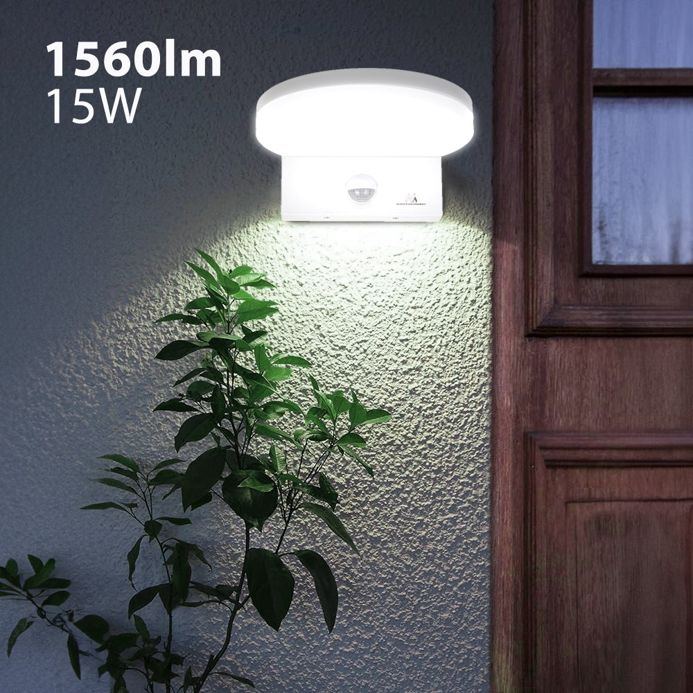 Maclean MCE344 W motion sensor LED lamp. Equipped with a PIR motion sensor, it emits a neutral white light (4000K) with 15W power and 1560lm brightness. Rated IP65, it ensures durability and reliability in various settings.