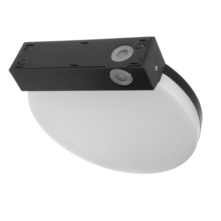 Maclean MCE346 GR LED-lampa. Med en effekt på 15W och en ljusstyrka på 1300lm, avger den neutralvitt ljus (4000K). Betygsatt IP65, säkerställer den hållbarhet och tillförlitlighet i olika miljöer.