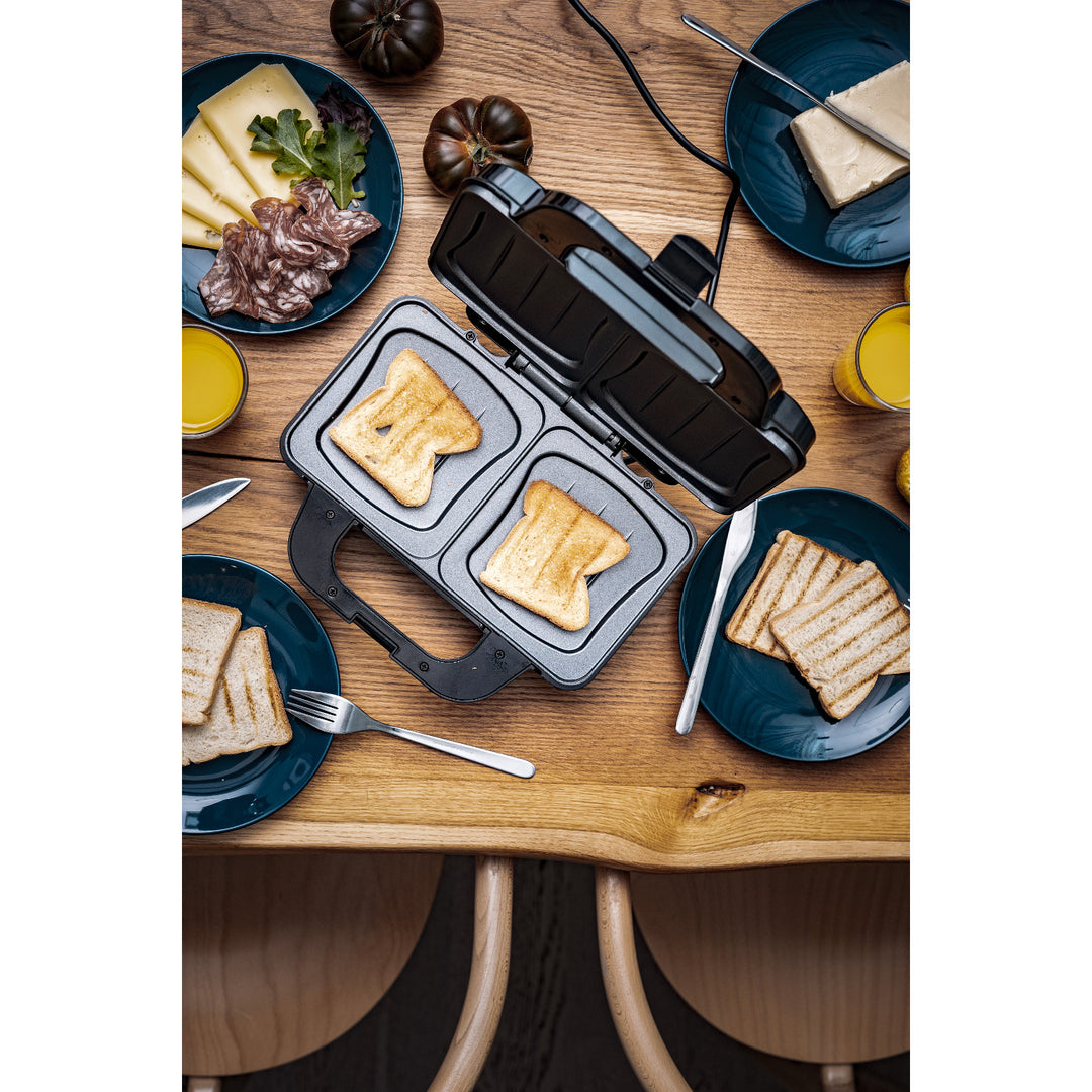 Camry sandwichgrill, för 2 smörgåsar, maximal effekt 1300 W, nonstick-beläggning, CR 3054