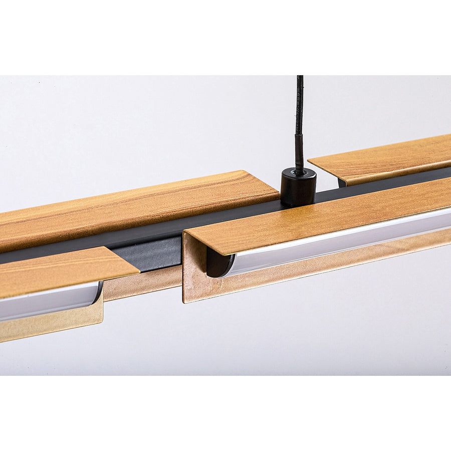 Brighten your room with the Rabalux Remiel hanging lamp. Emitting a warm 30W glow, it adds both style and warmth to your space. Upgrade your ambiance with this elegant ceiling fixture.