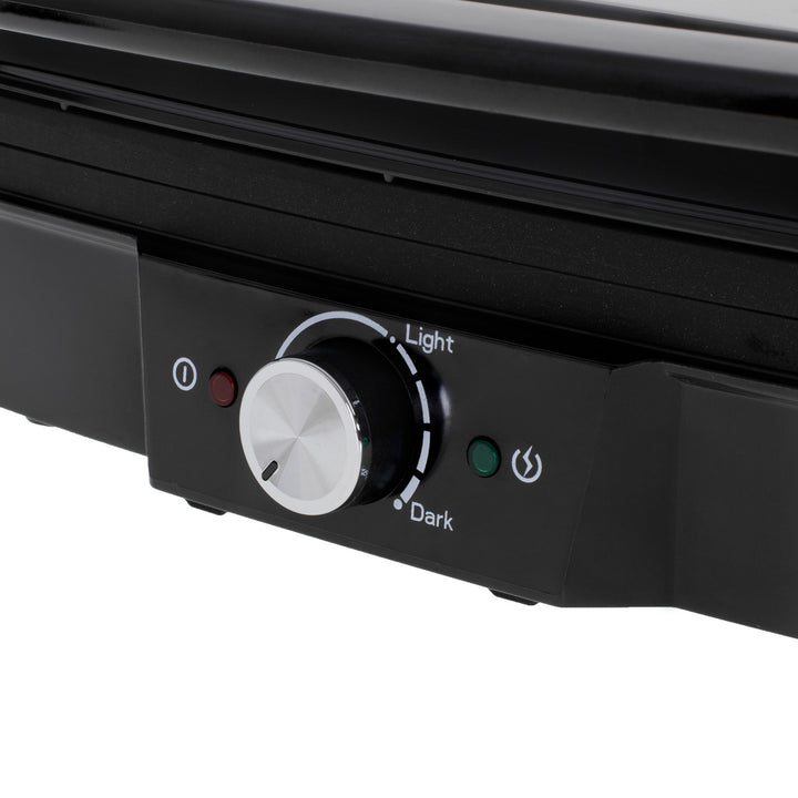 Camry elektrisk grill, stor yta 28x23 cm, temperaturreglering, maximal effekt 2500 W, CR 3053