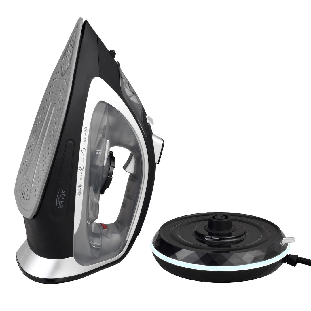 Adler sladdlöst ångstrykjärn, keramisk stryksula, 2800W, AD 5043
