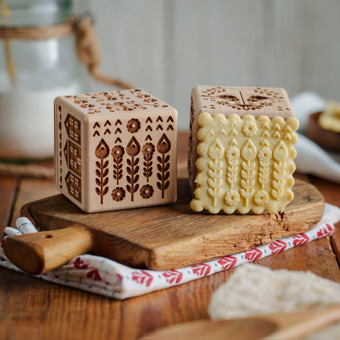 Goody Woody graverad tårtbit, 6 cm, bokträ, 6 mönster, skandinavisk stil