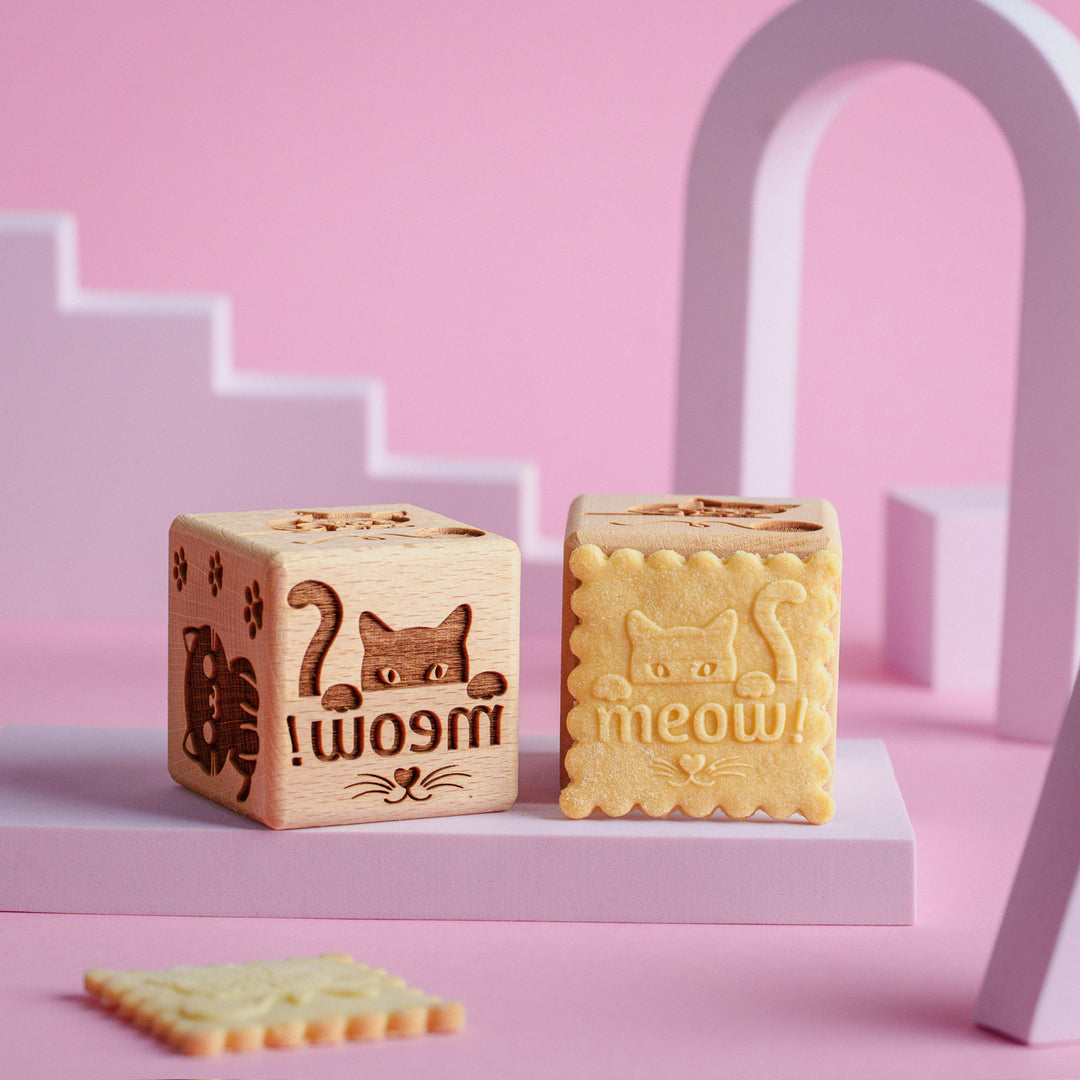 Goody Woody graverad tårtbit, 6 cm, bokträ, 6 motiv, katter