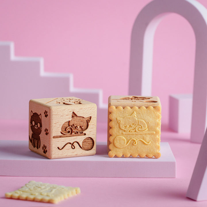 Goody Woody graverad tårtbit, 6 cm, bokträ, 6 motiv, katter