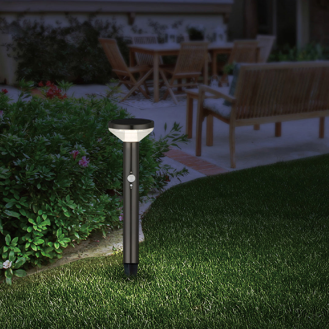 Maclean Solar LED-lampa, med sensor, 3 lägen, plug-in, Li-ion 18650, IP44, 3,7V, 1200 mAh, svart, MCE465 B, 8 st