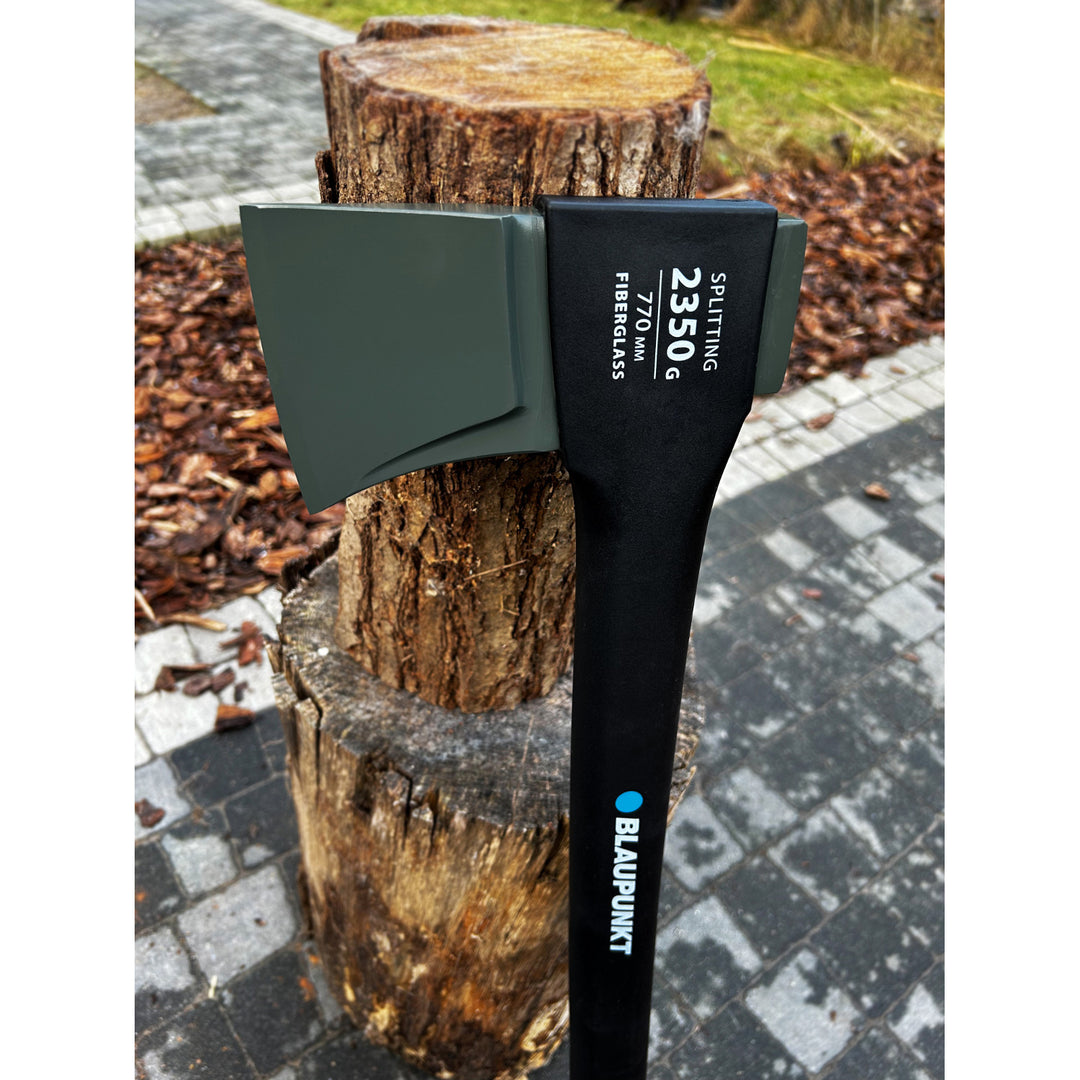 Blaupunkt klyvyxa, stötdämpande och halkfritt handtag, non-stickbelagt blad, jämnt balanserat, AX2650PRO