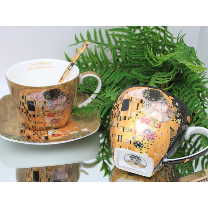 Set om 2 koppar av drottning Isabells porslin, Klimts Kiss-motiv, teskedar, 250ml, W25KL60-2-19000