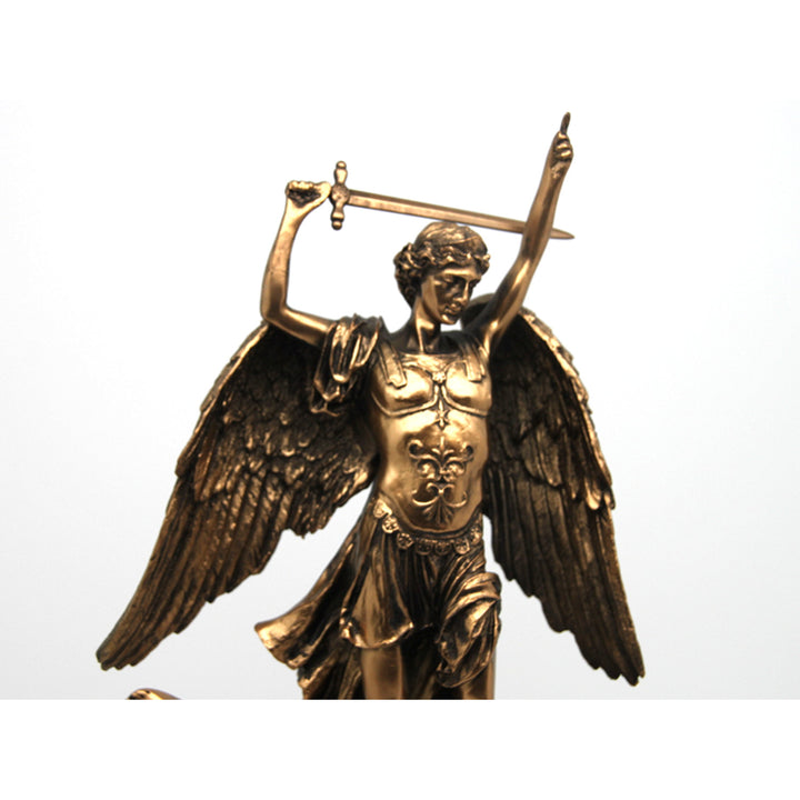 Ärkeängeln Mikael figurin, klocka, religiös skulptur i brons, drottning Isabel
