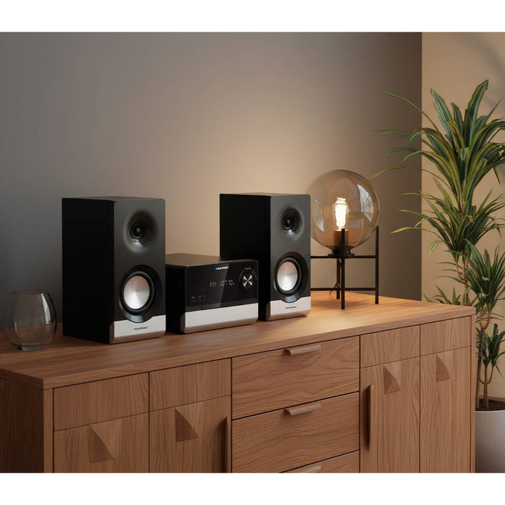 Blaupunkt Mikrofon, CD, USB, FM-radio, Bluetooth, fjärrkontroll, klocka med alarmfunktion, MS40.2BT