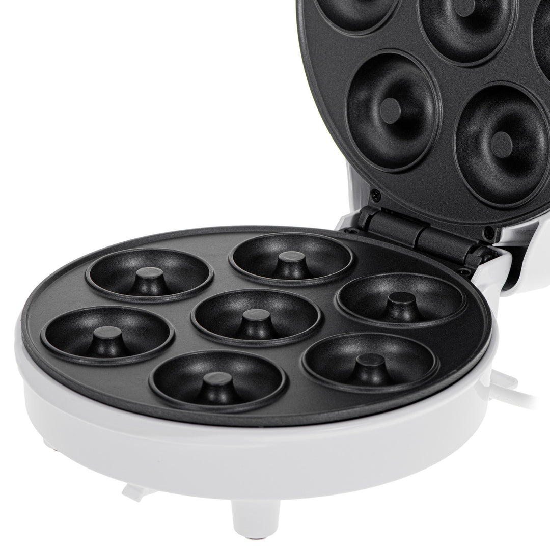 Doughnutmaker Adler, för 7 munkar, non-stick beläggning, vit, 1500W, AD 3075