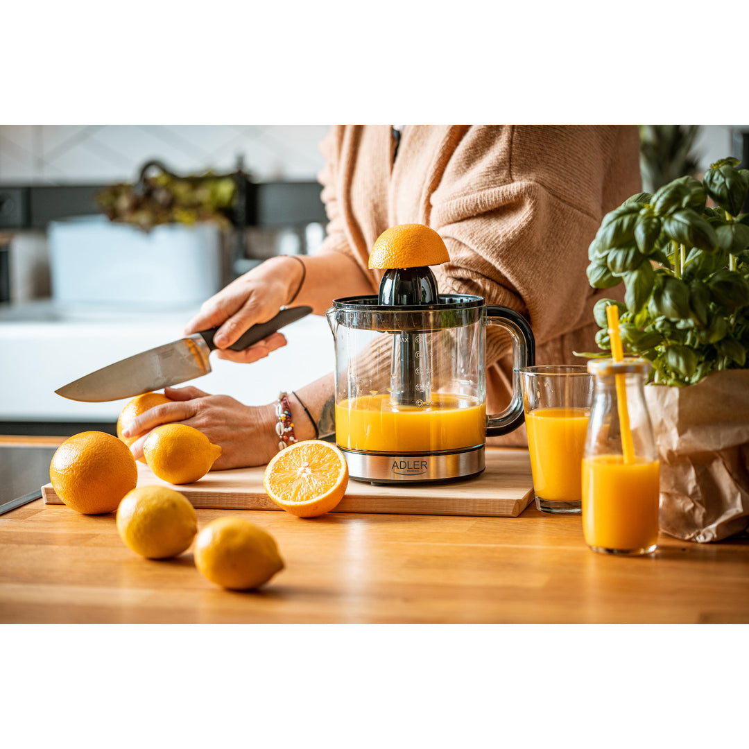 Citruspress Adler, kapacitet 1,2 l, maximal effekt 60 W, svart, AD 4012