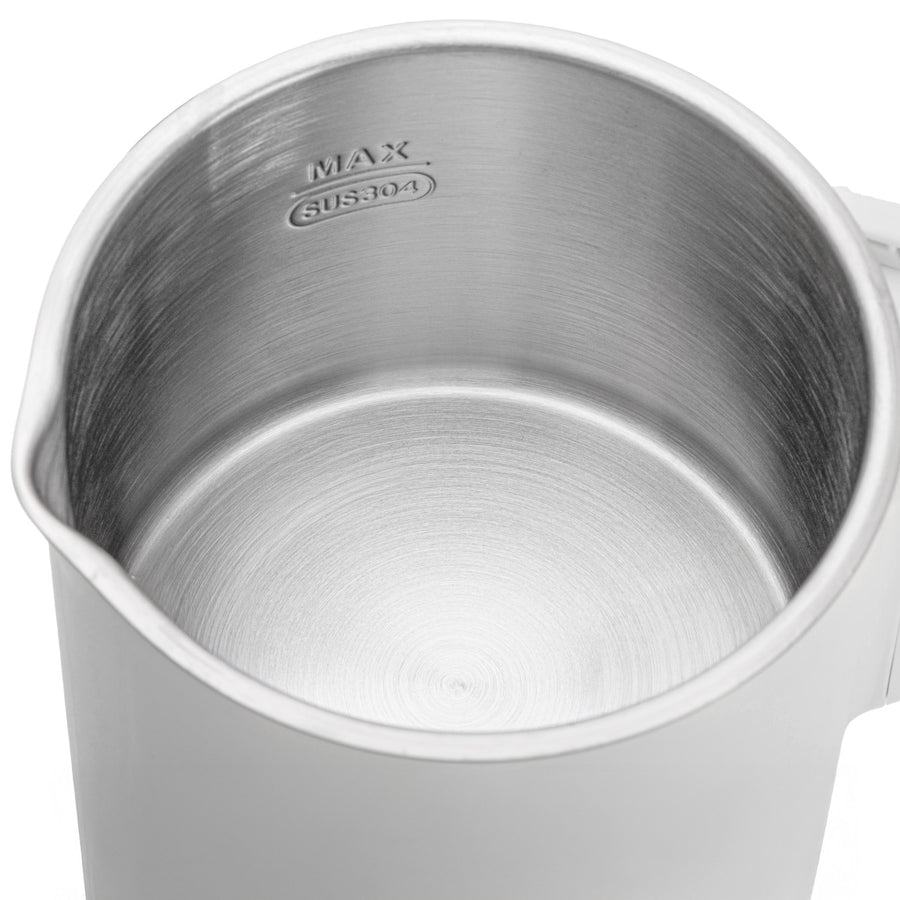 Adler vattenkokare, resevattenkokare, dubbla väggar, kapacitet 0,8 l, maxeffekt 650 W, grå, AD 1388