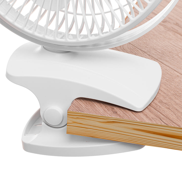 Bordsfläkt med klämma, batteridriven, 15,5 cm, 360° vridbar, USB-C, Adler
