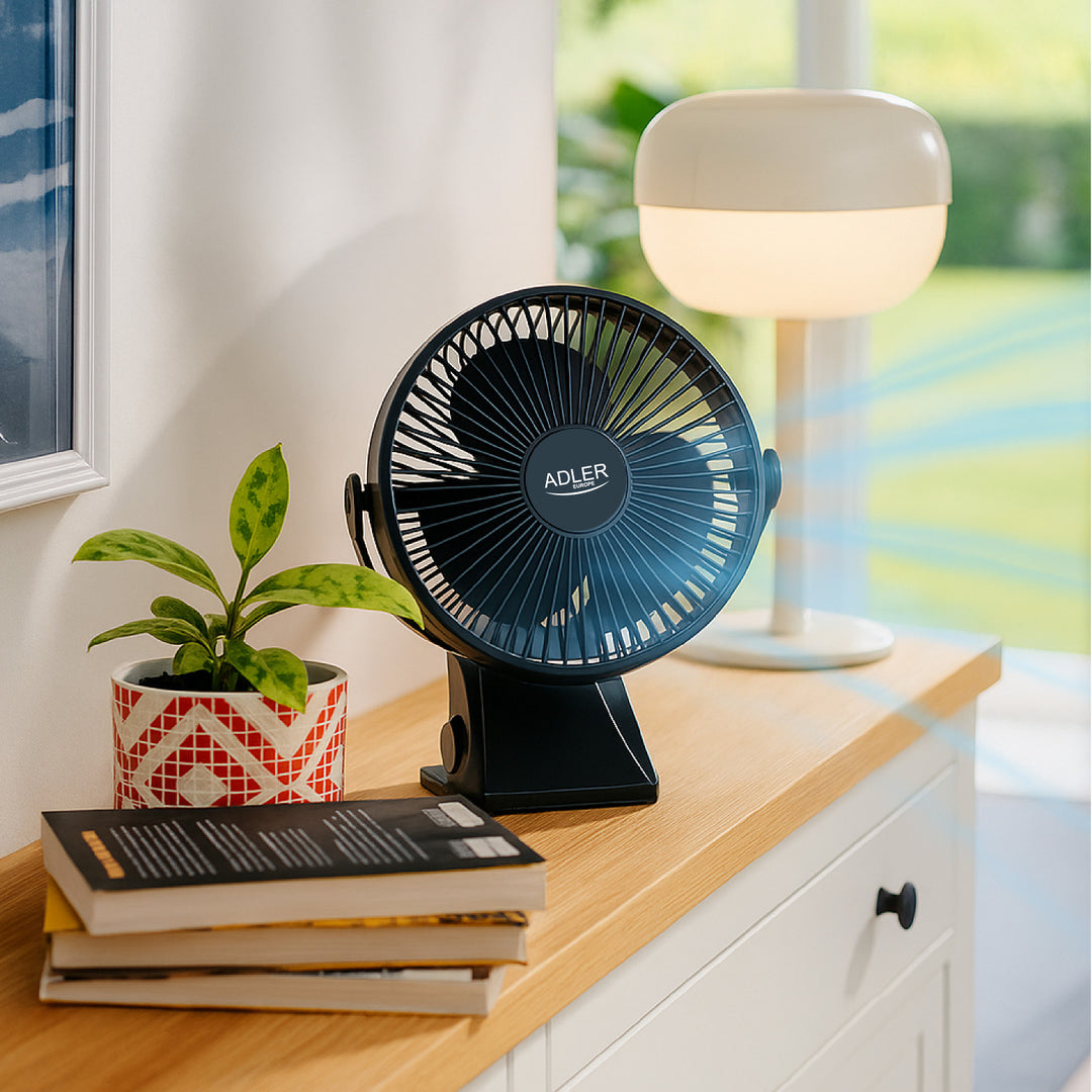 Bordsfläkt med klämma, batteridriven, 15,5 cm, 360° vridbar, USB-C, Adler