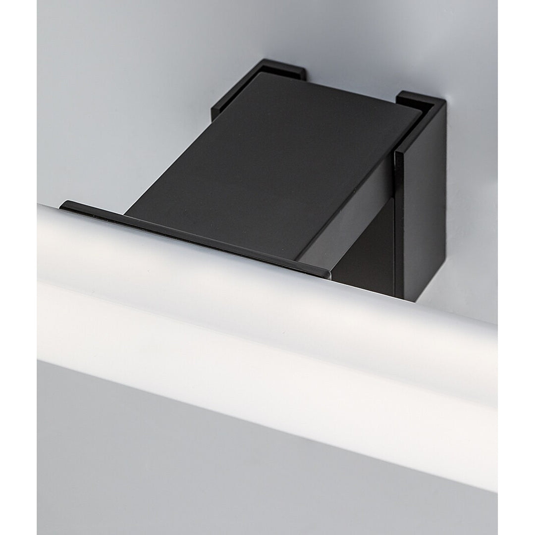 Badrumslampa Rabalux Oliro LED 4 W, svart, IP44, 4000 K, 75050