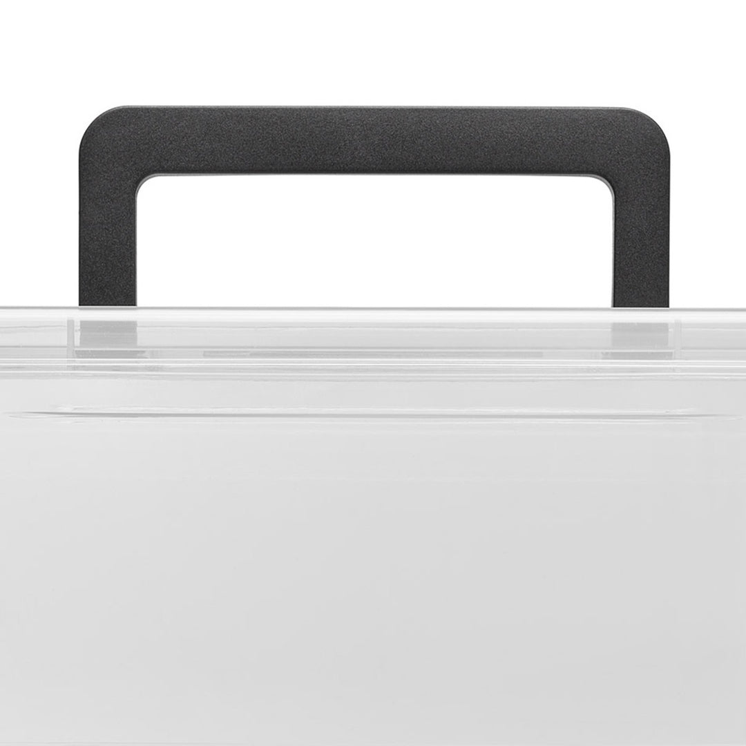 Moxom SimpleStore-behållare, volym 60 liter, genomskinlig, lock med klämmor, försedd med hjul, BPA-fri, 04-0081