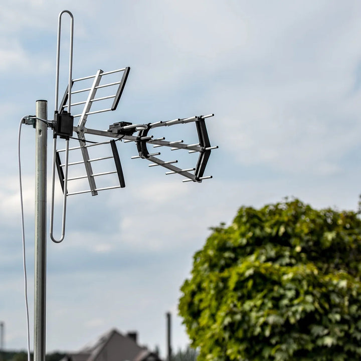 VA900 COMBO riktantenn för DVB-T/T2 med LTE-filter, aluminium, Vayox