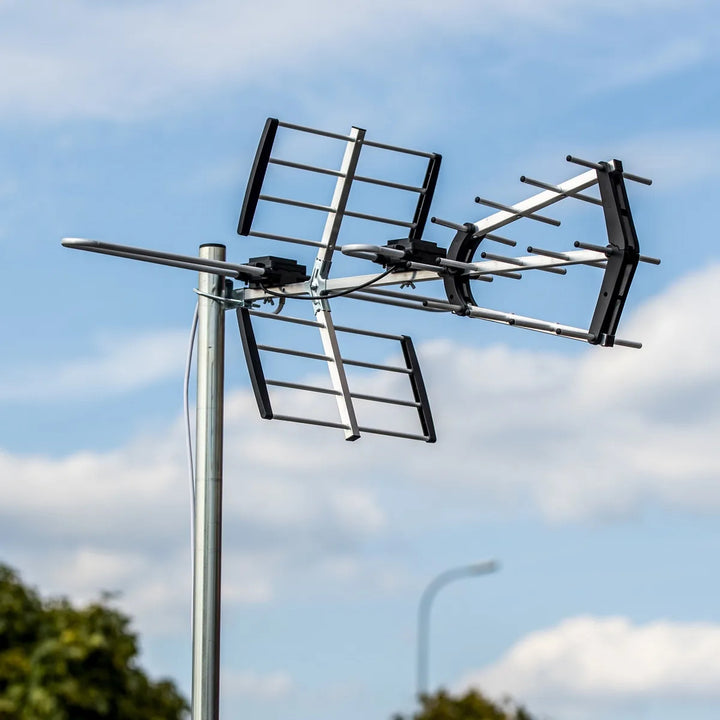VA900 COMBO riktantenn för DVB-T/T2 med LTE-filter, aluminium, Vayox