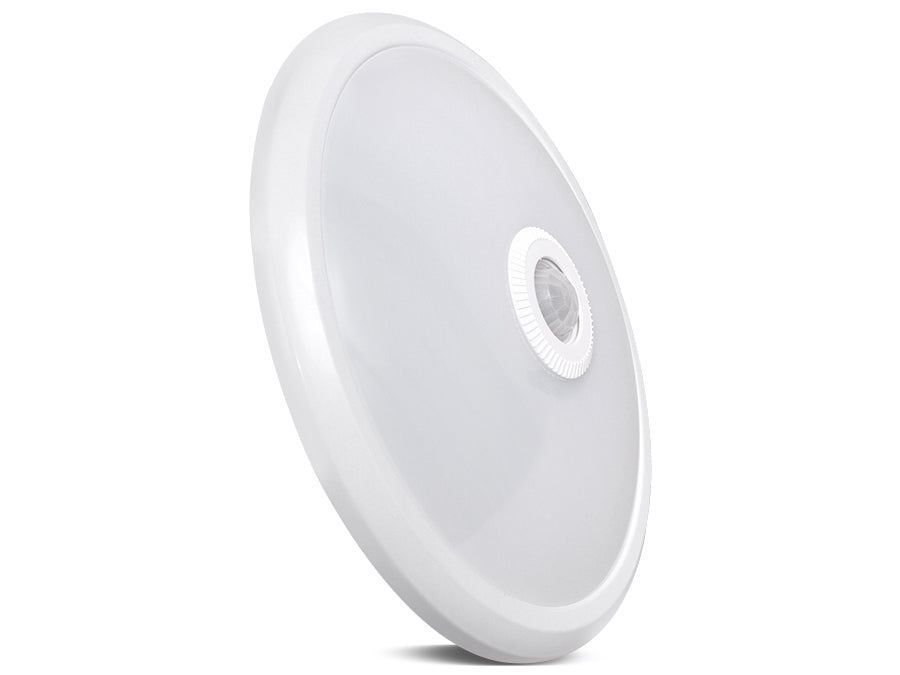 12W LED-taklampa med PIR-rörelsesensor och nödströmförsörjning, 6m räckvidd Maclean Energy MCE131 ACU