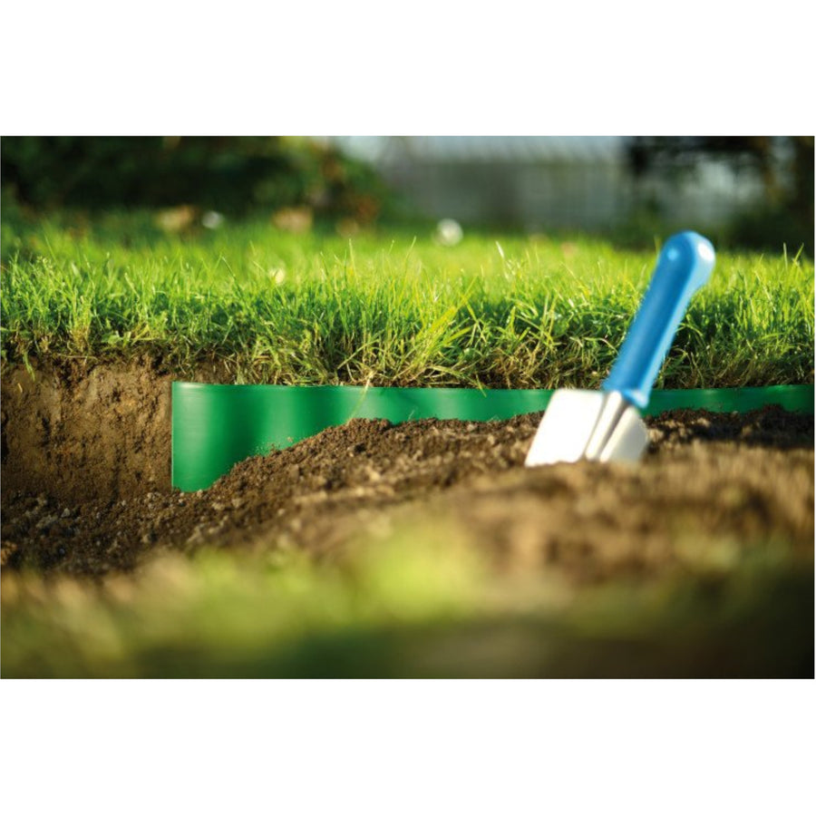 Vattentät och flexibel korrugerad trädgårdskant 10cm x 9m Cellfast Green