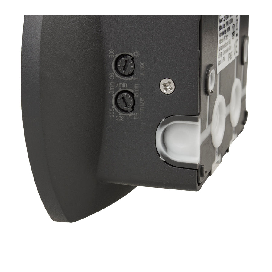 Maclean Energy MCE366 - PC+ALU, 20W (1600lm) neutralvit 4000K IP65 grå LED-vägglampa med PIR-sensor