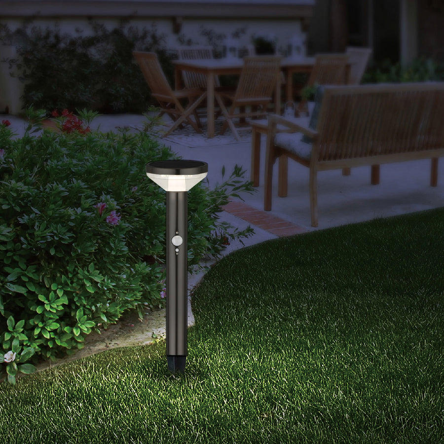 Solar LED-lampa med Maclean-sensor, svart, IP44, 3 ljuslägen, Li-ion 18650 batteri 3,7V 1200 mAh, knock-in, MCE465 B